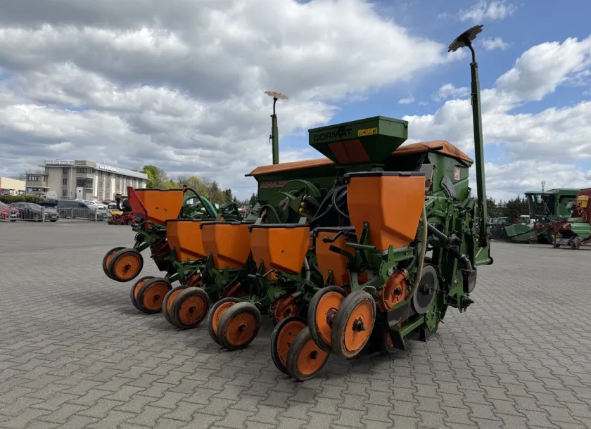 Używany siewnik punktowy amazone ED 452-K w dobrym stanie