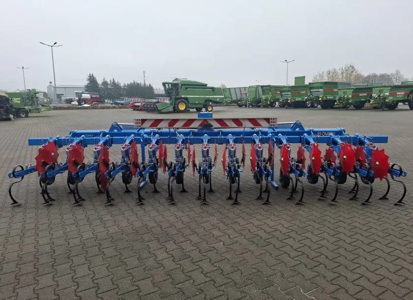 Pielnik do buraków cukrowych 12-rzędowy, CARRE ECONET