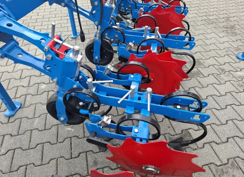 Regulacje sekcji pielącej Regulacje sekcji pielącej