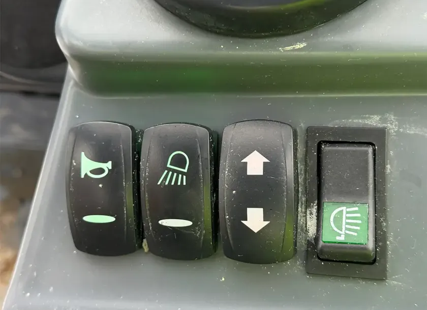 Używana ładowarka kołowa przegubowa multione 5.3 firma korbanek