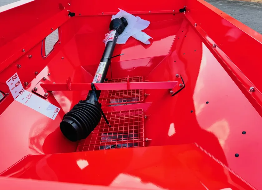 Rozsiewacz zawieszany do nawozów Maschio Gaspardo PRIMO SM 209 plac korbanek