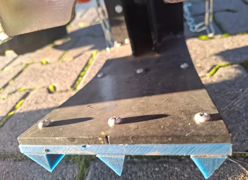 Redlice dla 3 linii siewu, rozstaw 100 mm między skrajnymi liniami siewu