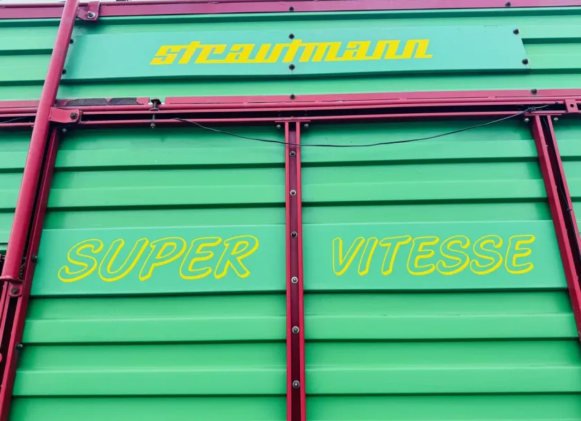 Przyczepa samozbierająca Strautmann Super Vitesse 29 m3