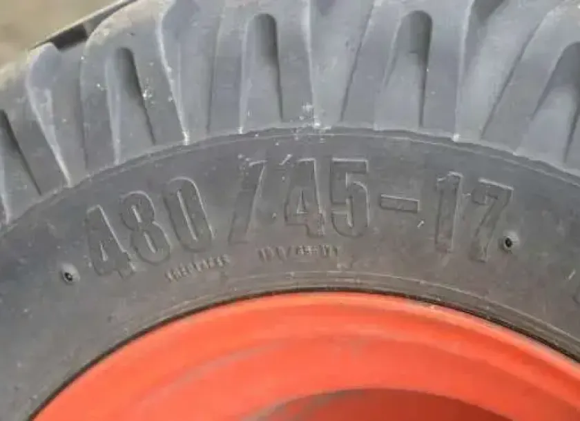 Opona do używanej prasy  Claas Rollant