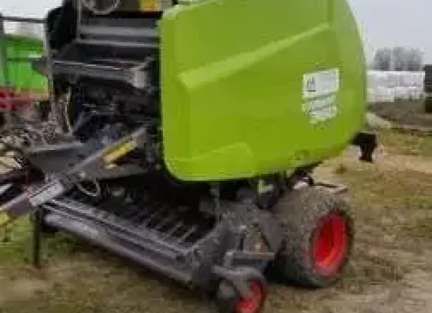 Używana Prasa Claas Variant 360 rok produkcji 2008 widok z lewej strony