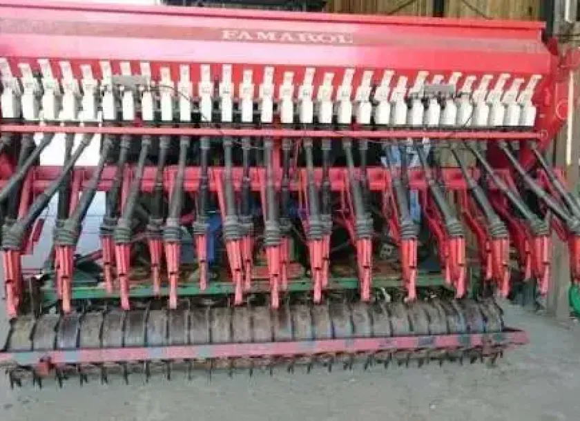 Używany Agregat uprawowo siewny Famarol 3,0 m 1996/99 r