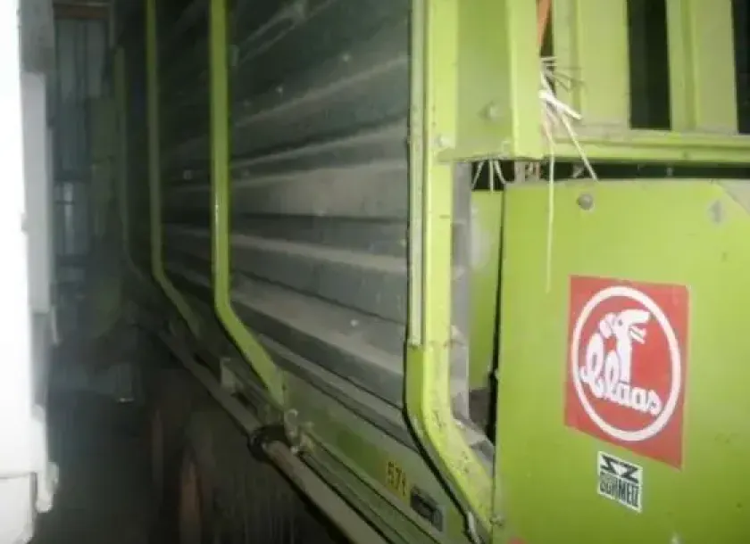 Przyczepa samozbierająca Claas Autonom 532 6 ton używana 
