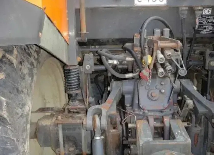 Claas Renault Ares 630 RZ traktor z tylnym podnośnikiem