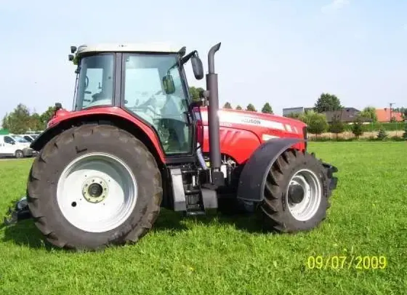 Ciągnik Massey Ferguson 7480 używany w dobrej kondycji
