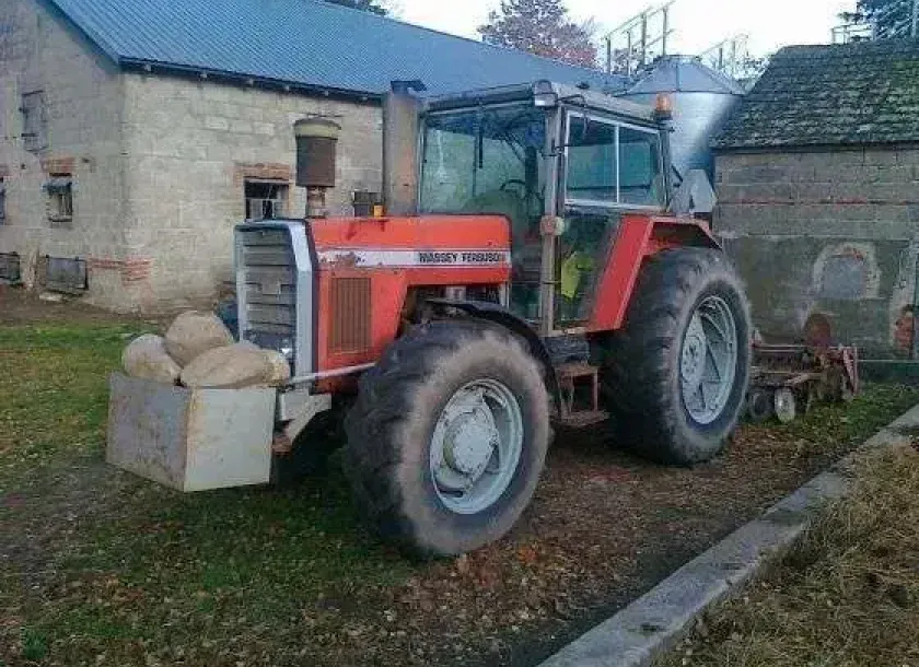 Ciągnik rolniczy Massey Ferguson 2680 eksploatowany korbanek
