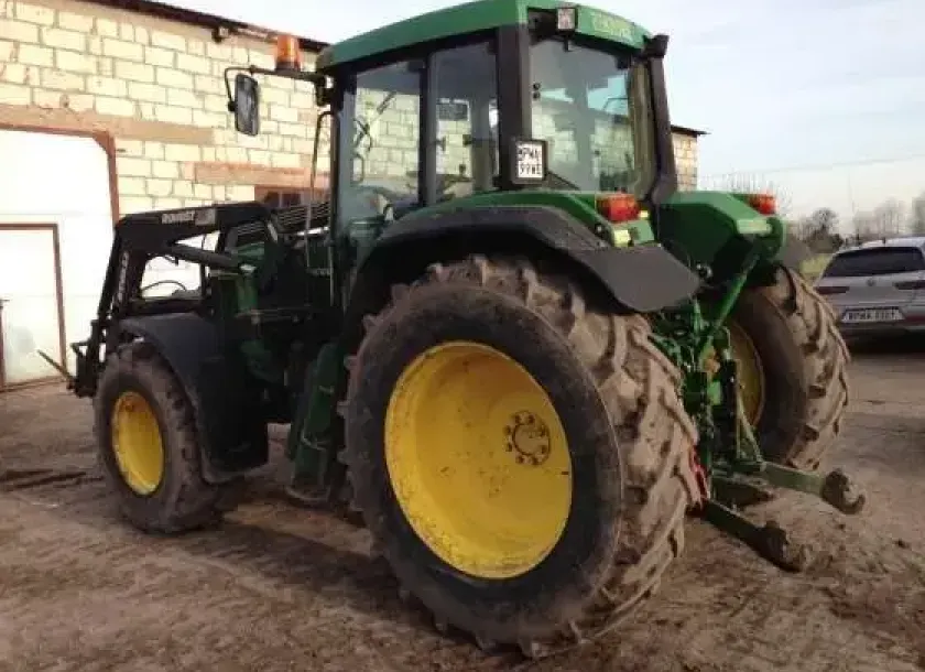 Maszyna rolnicza traktor rolniczy John Deere 6610 ładowacz czołowy