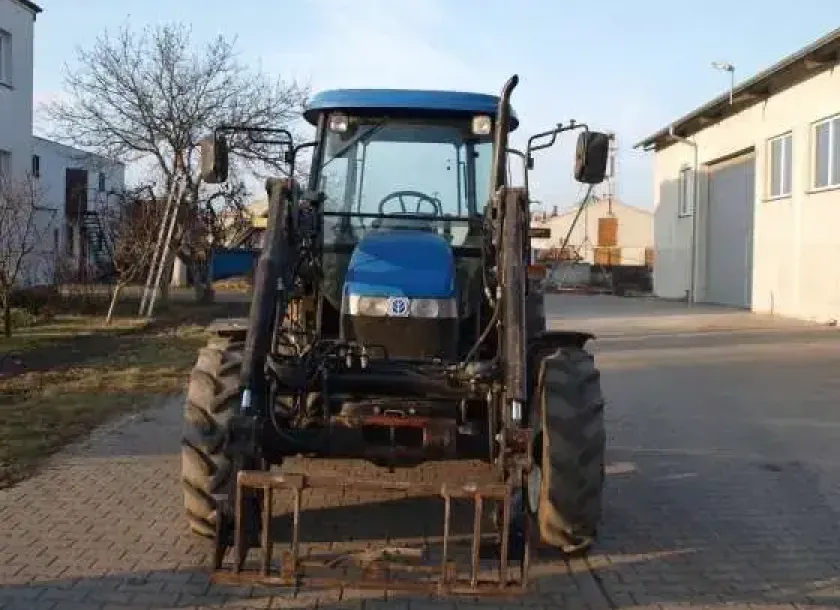 Ciągnik rolniczy New Holland TD 70 oferta na korbanek.pl