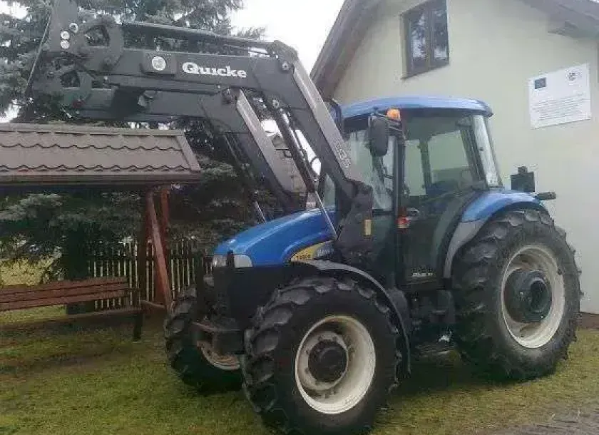 New Holland TD80D Plus i ładowacz Quicke Q35