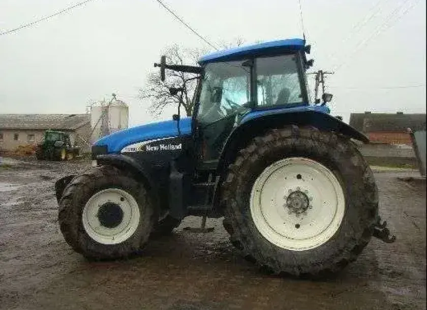 Ciagnik New Holland TM 190 moc 190 koni