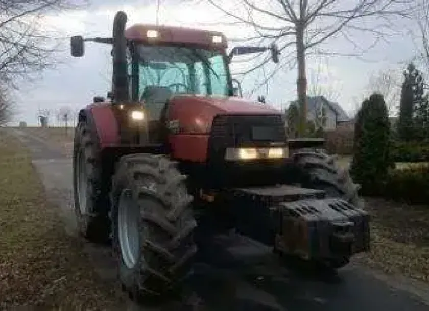 Ciągnik CASE MX 135 używany ciągnik rolniczy