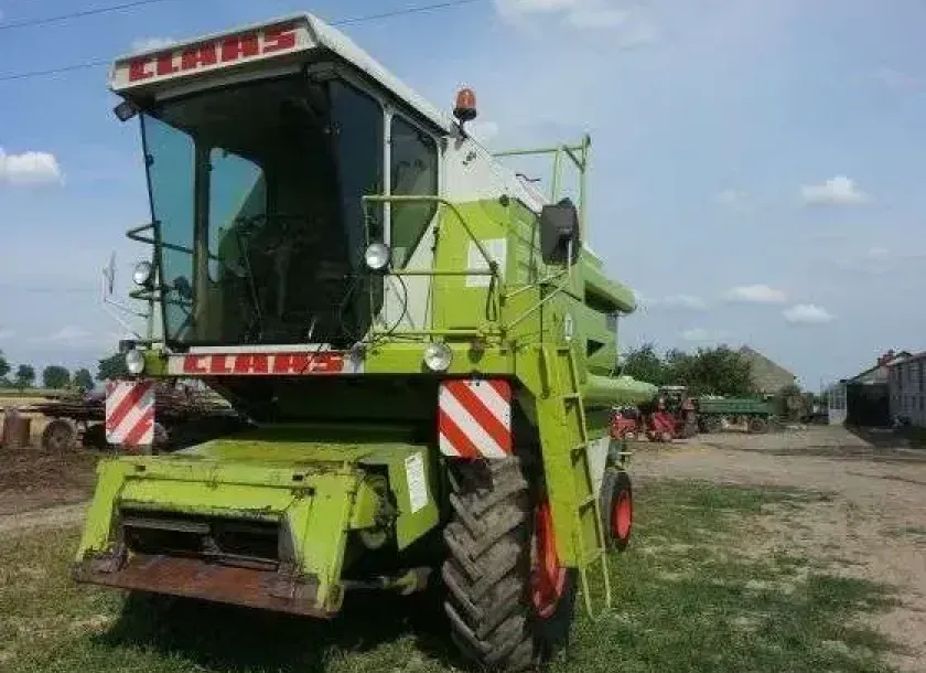Używany Kombajn zbożowy Claas Dominator 86 rok prod. 1985
