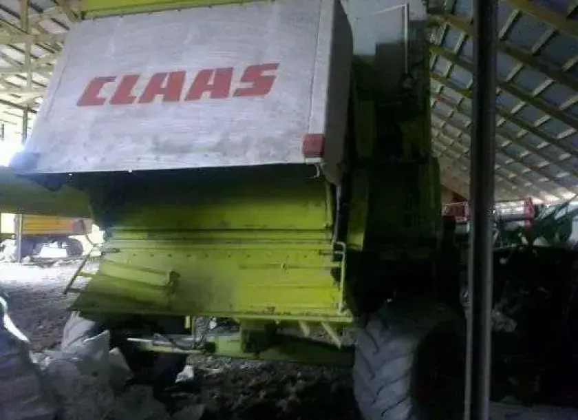 Używany Kombajn zbożowy CLAAS CS 116 1992r widok z tyłu