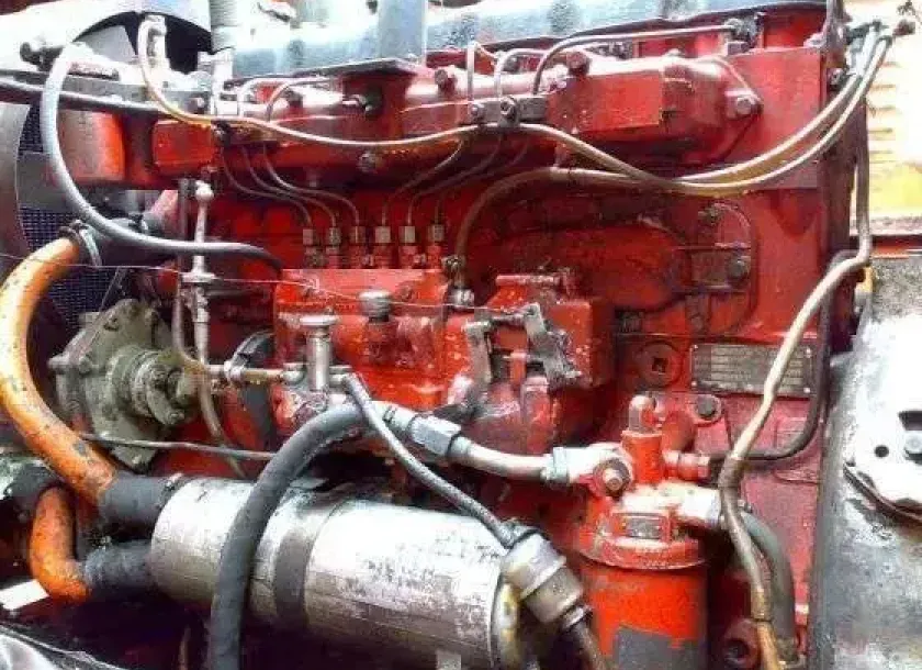 silnik z osprzętem kombajn zbożowy używany Bizon Rekord Z058 1986 r