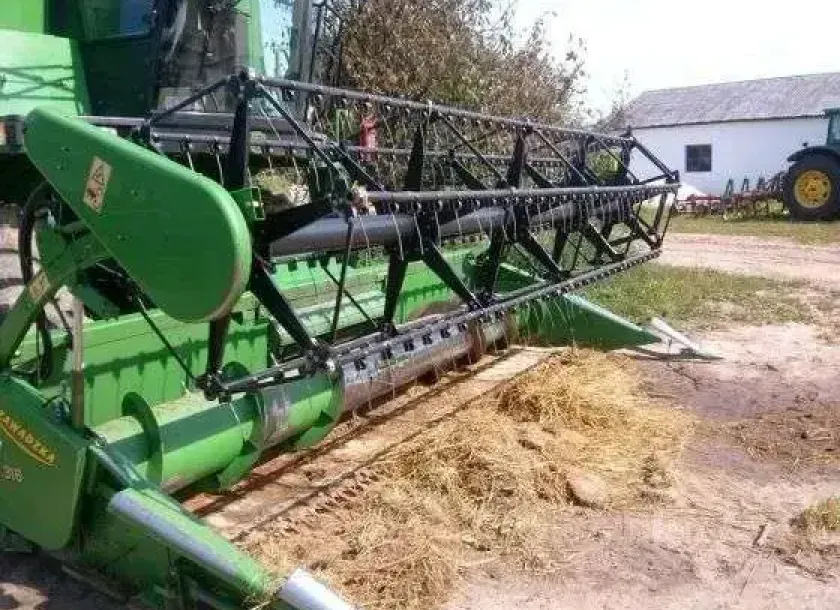 Heder używanego kombajnu John Deere 1450 CWS korbanek.pl