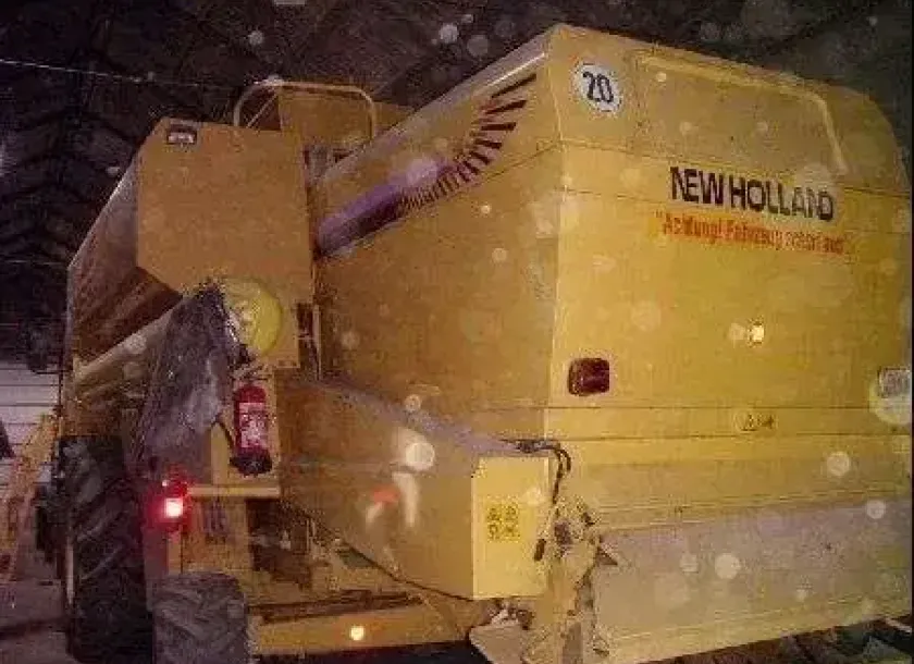 Kombajn zbożowy New Holland TX 68 oferta używanych na korbanek.pl