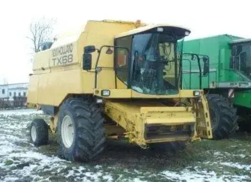 Kombajn zbożowy New Holland TX 68 PLUS rok produkcji 2001 
