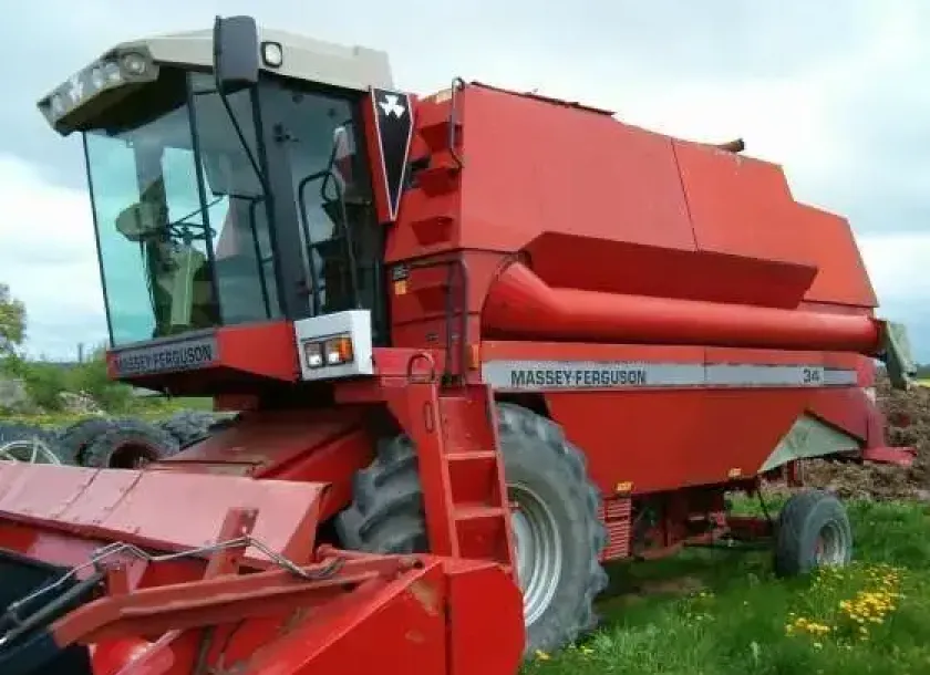 Kombajn zbożowy MASSEY FERGUSON 34 przód kultowy sprawny