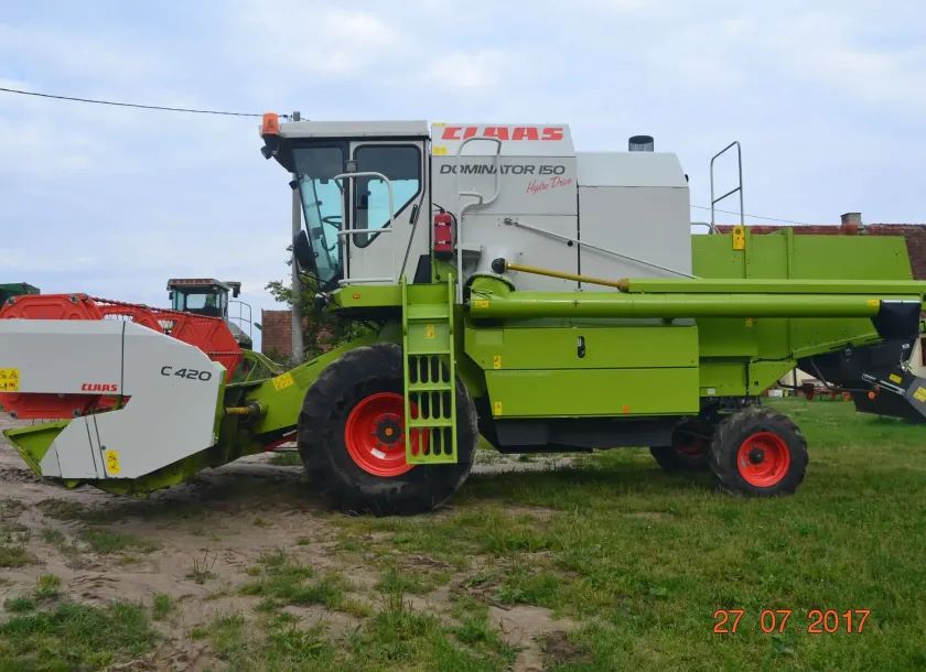 Sprzedam okazyjnie używany kombajn zbożowy CLAAS