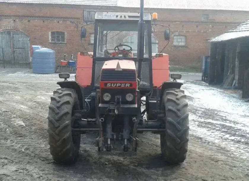 przedni TUZ ciągnik rolniczy Zetor 16245 używany do sprzedania 