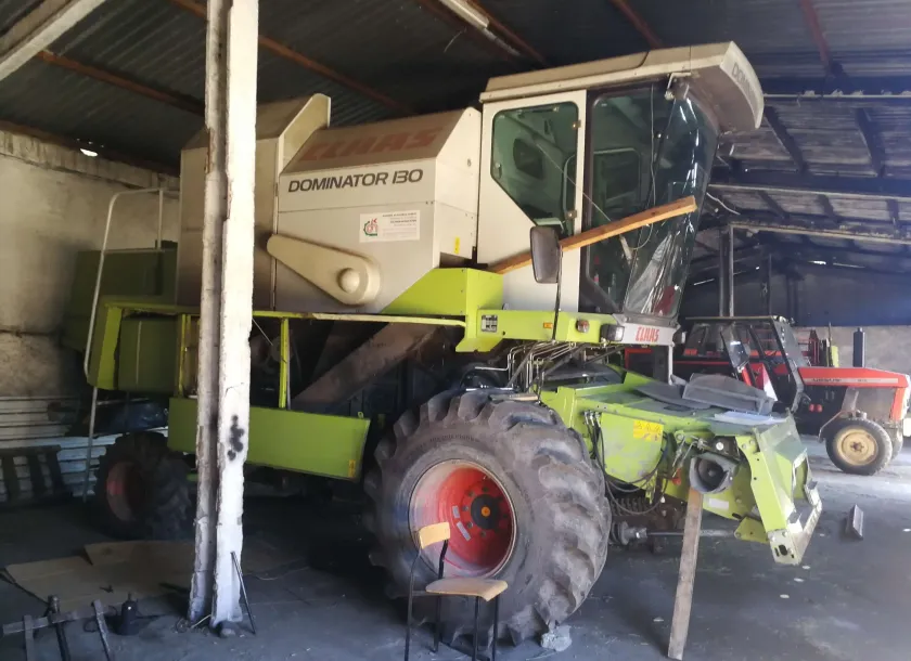 Na sprzedaż Używany kombajn zbożowy Claas Dominator 130