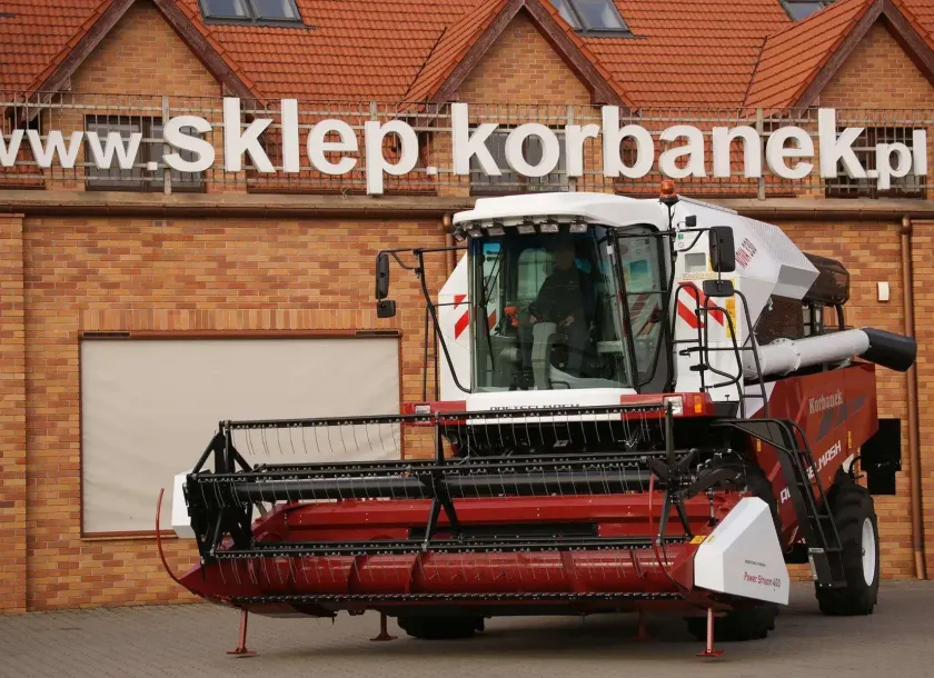 Kombajn zbożowy Rostselmash Nowa z hederem oferta korbanek.pl