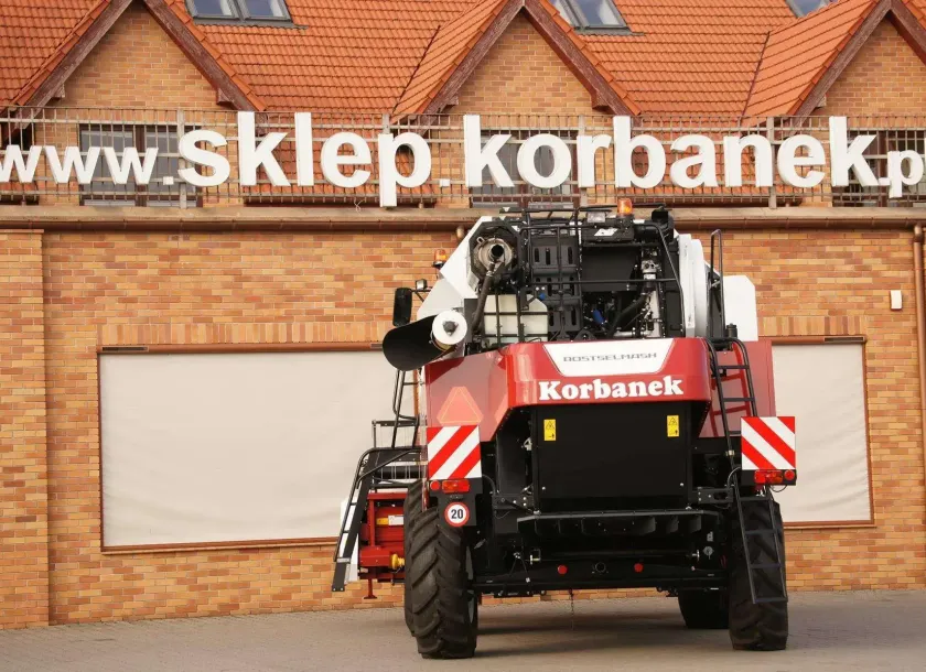 Kombajn zbożowy Rostselmash Nova promocja korbanek.pl