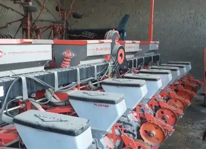 KUHN PLANTER 2 używany siewnik do kukurydzy