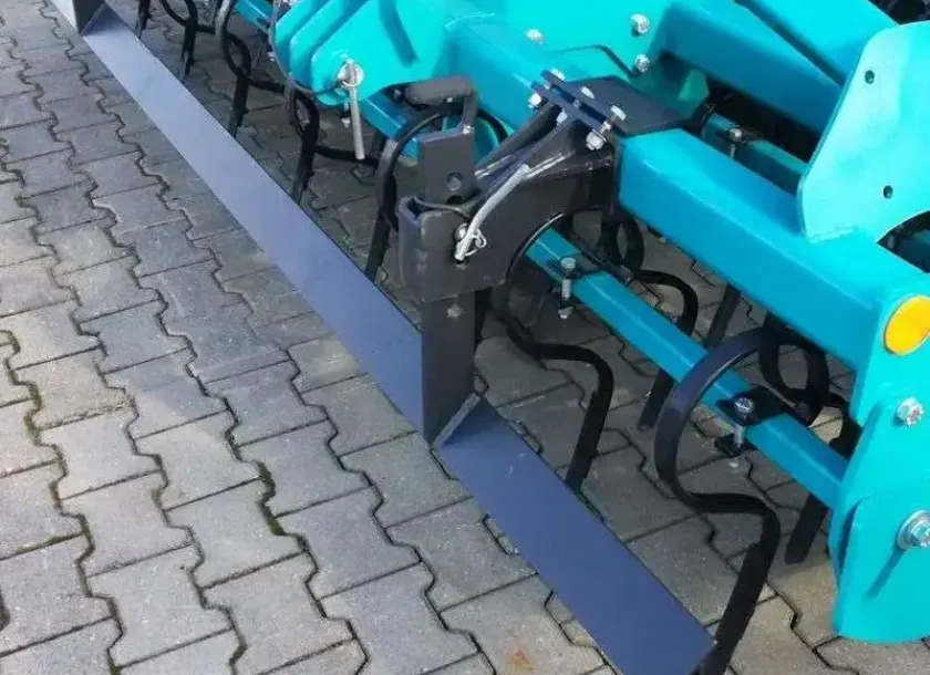 Włóka przednia na agregacie przedsiewnym biernym Sulky Cultiline VR 3000