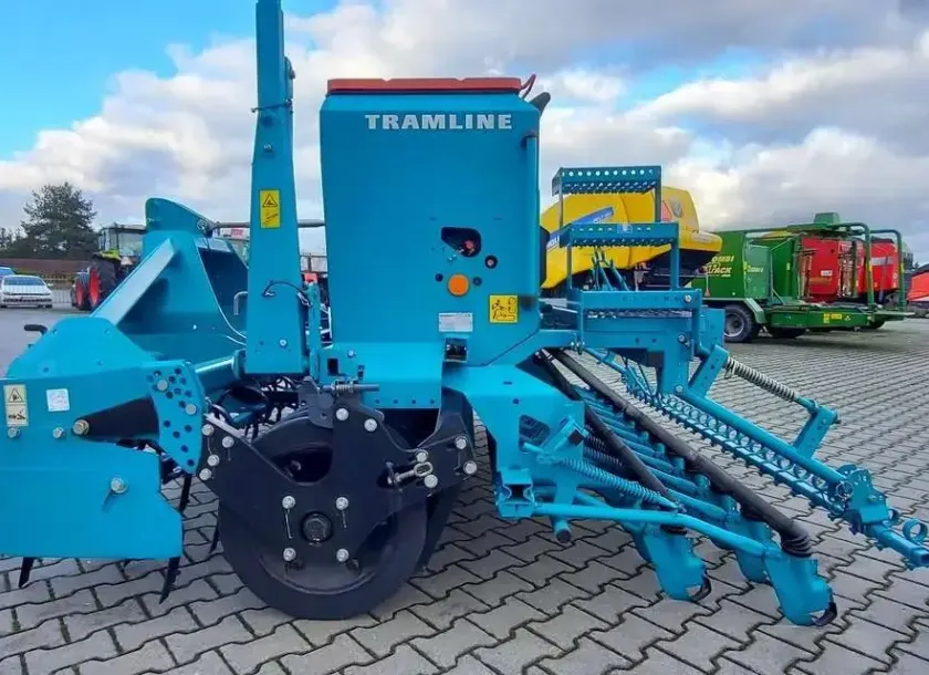 Siewnik zbożowy mechaniczny stopkowy z agregatem biernym