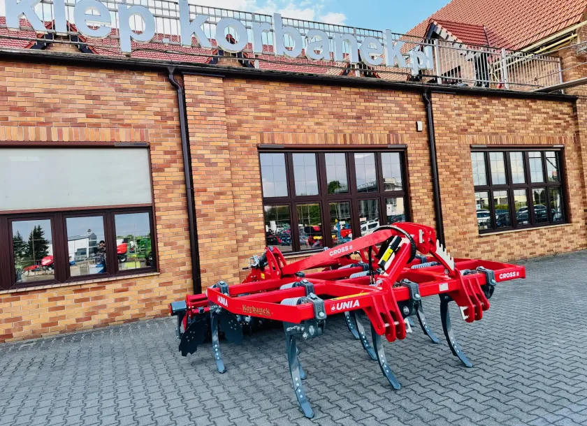 Agregat-zebowy-unia-group-cross-II-3-0-m-uprawa-uproszczona-bezorkowa-nowy-model-plac-firma-korbanek