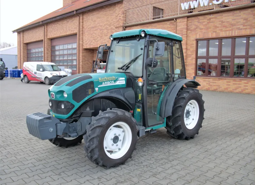 Arbos 4090Q zwrotny ciągnik sadowniczy