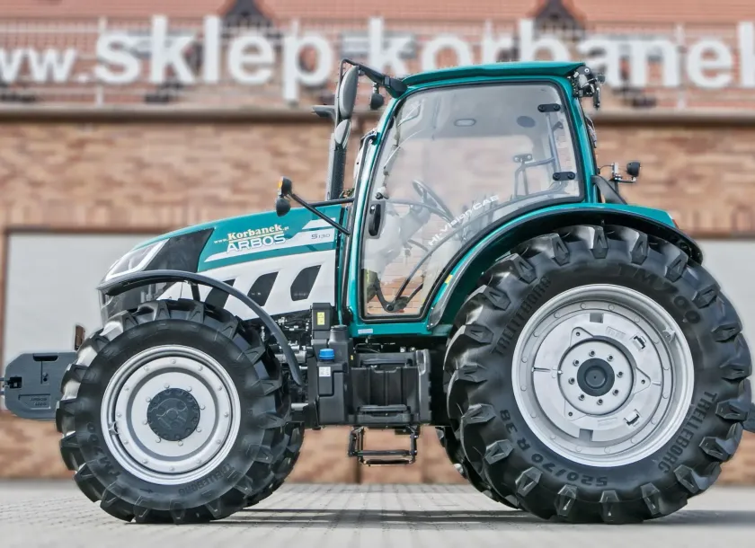 Ciągnik rolniczy Arbos 5130 Advanced Gen 2 Stage V widok z lewej strony