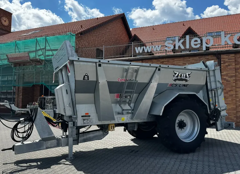 Rozrzutnik obornika Cynkomet ZEUS N-114 Ładowność 14 ton Plac Kobranek
