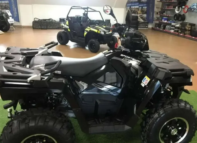 ATV Sportsman 570 EPS Black quad Edition Polaris kolor czarny osłony rąk 
