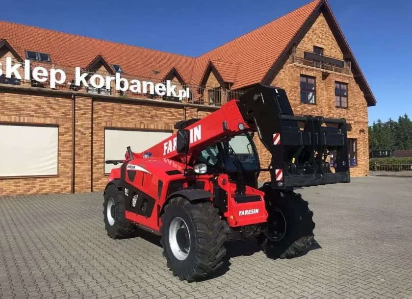 Faresin ładowarka teleskopowa serii HD 9.70 VPSE100 prawy bok