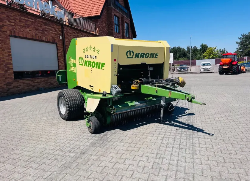 Prasa Krone stałokomorowa łańcuchowa dyszel zaczepowy