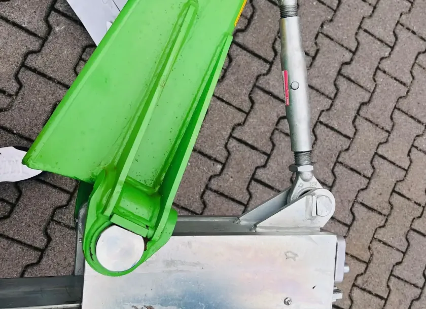 Pług obracalny BOMET regulacja szerokości
