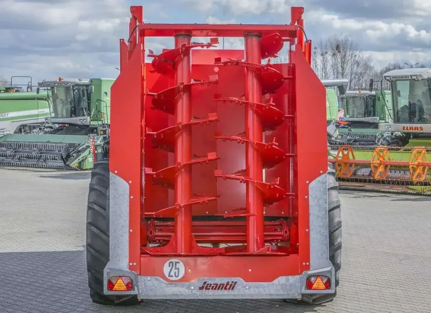 Adapter dwuwalcowy do obornika z grodzia zabezpieczającą  firmy Jeantil