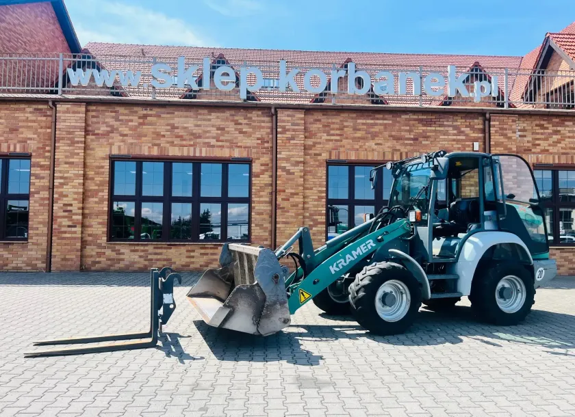 Ładowarka kołowa Kramer KL 19.5 L plac firma Korbanek