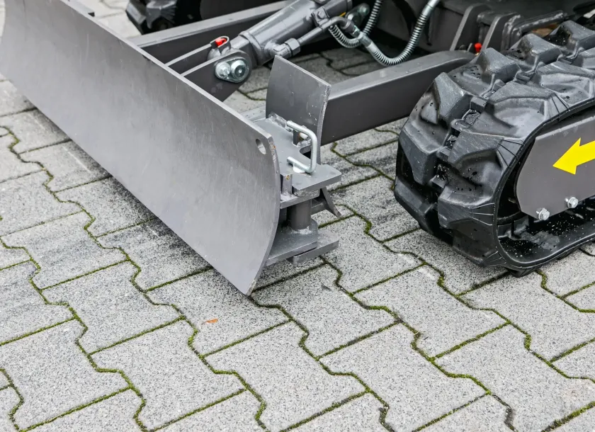 Mini koparka Lovol Korbanek, Nachi, Eaton, Yanmar podwozie lemiesz gąsienice