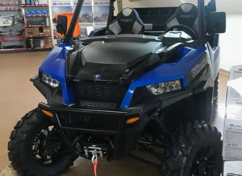 Stylowy atv Quad Polaris GENERAL 1000 EPS www.korbanek.pl