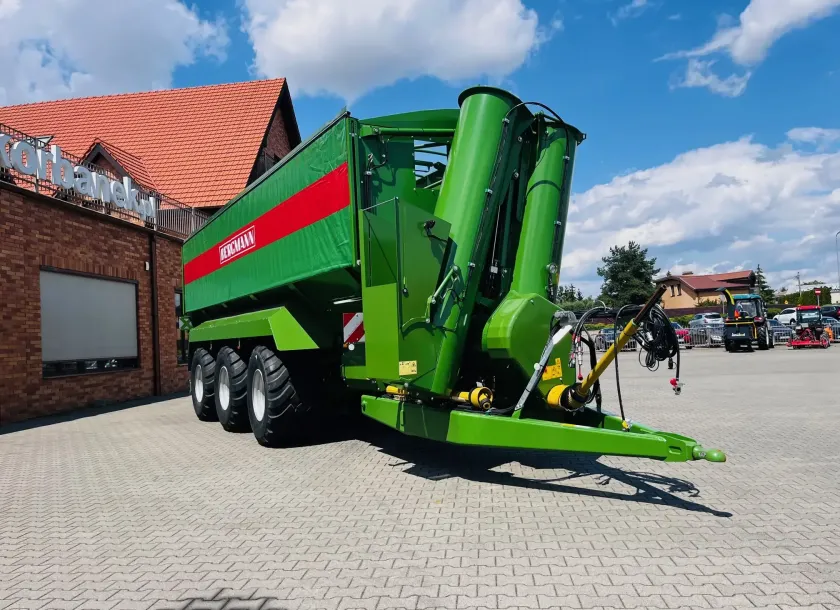 Przyczepa-przeladowcza-przeladunkowa-bergmann-GTW-430-szybki-wyladunek-duza-pojemnosc-plac-firma-korbanek