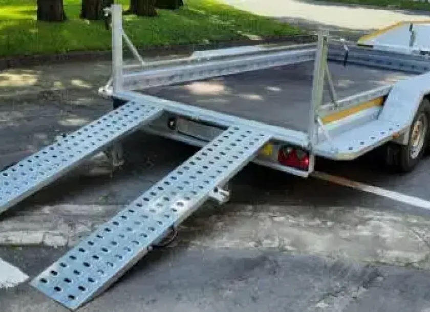 Przyczepa wark pod koparkę gotowa do załadunku