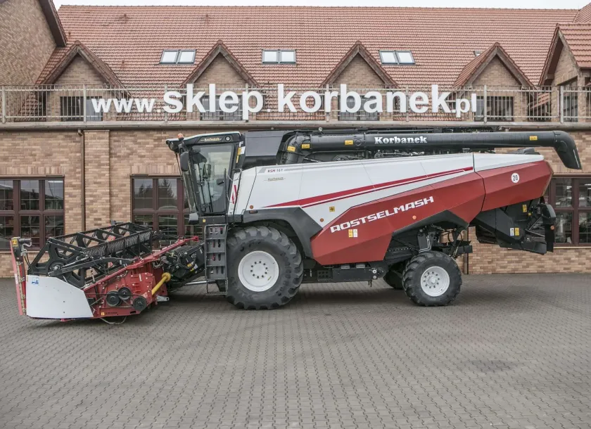 Kombajn zbożowy Rostselmash RSM heder7 m ze stołem do rzepakuna korbanek.pl