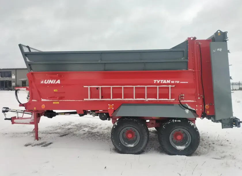 Rozrzutnik obornika Unia Group tandem Tytan 10 PREMIUM TD 2 walce pionowe z talerzami